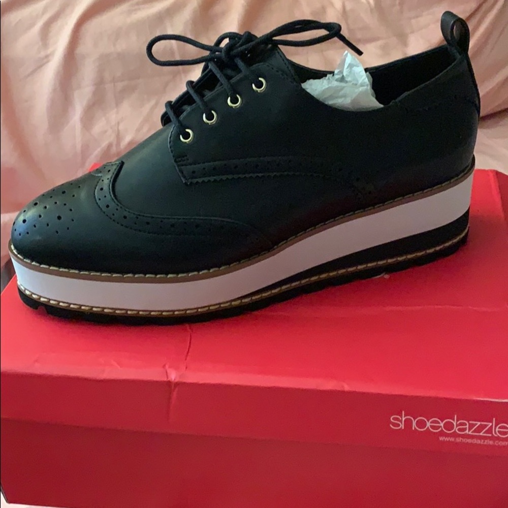Black white shoes